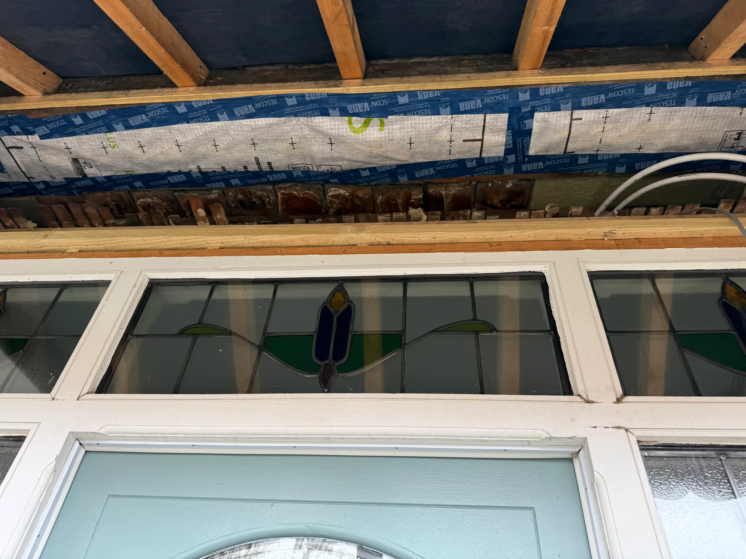 Porch airtightness — Opened up