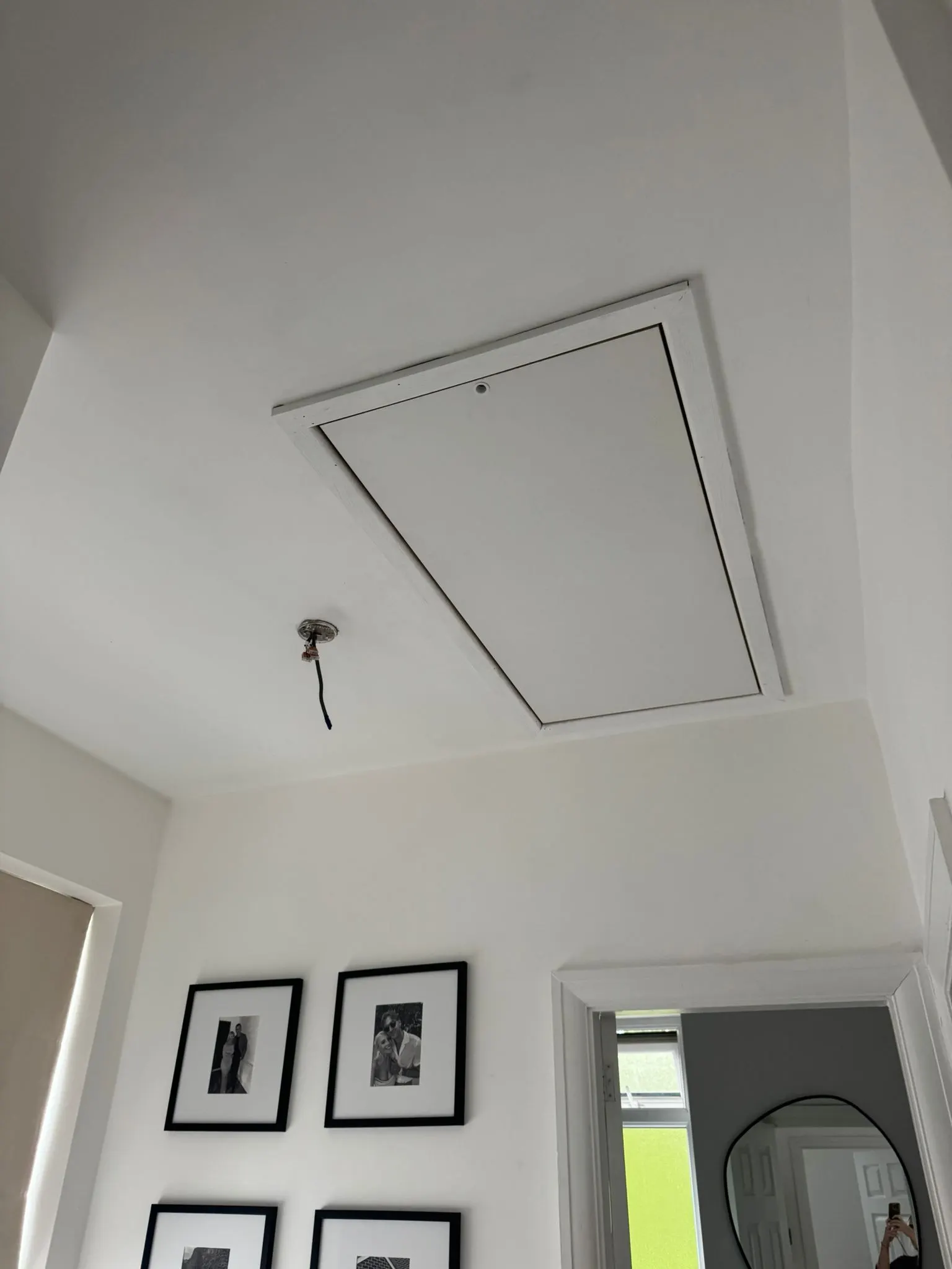Loft hatch — Hatch angle